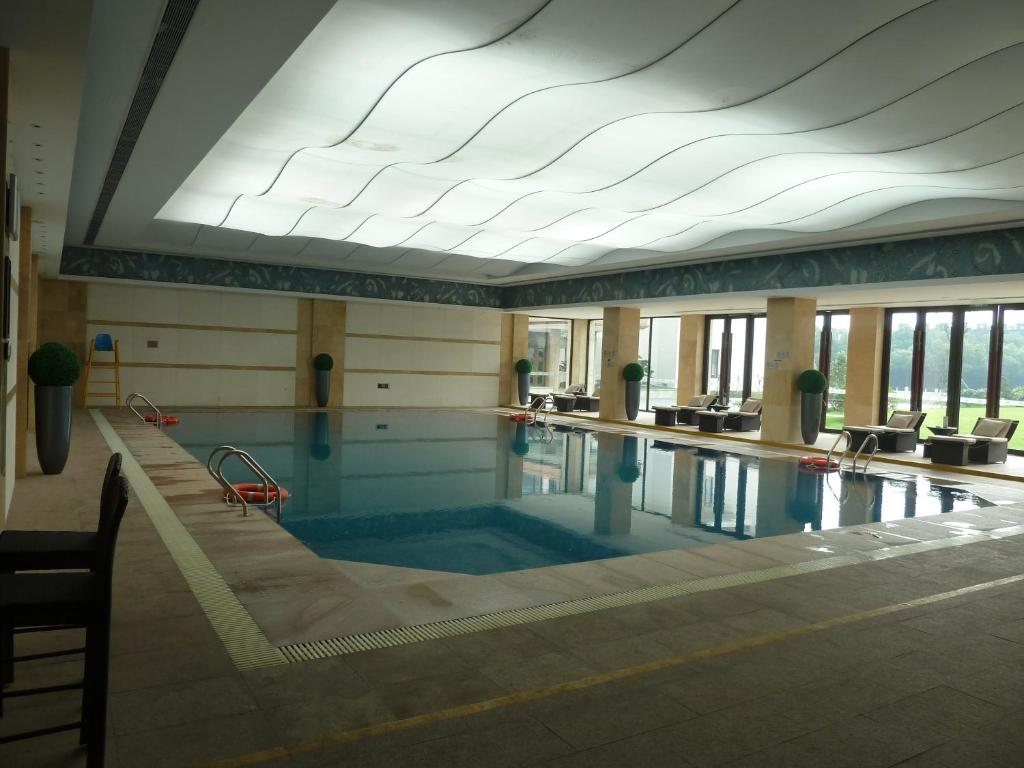 Ondine International Hotel Zhenjiang  Εξωτερικό φωτογραφία