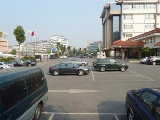 Ondine International Hotel Zhenjiang  Εξωτερικό φωτογραφία